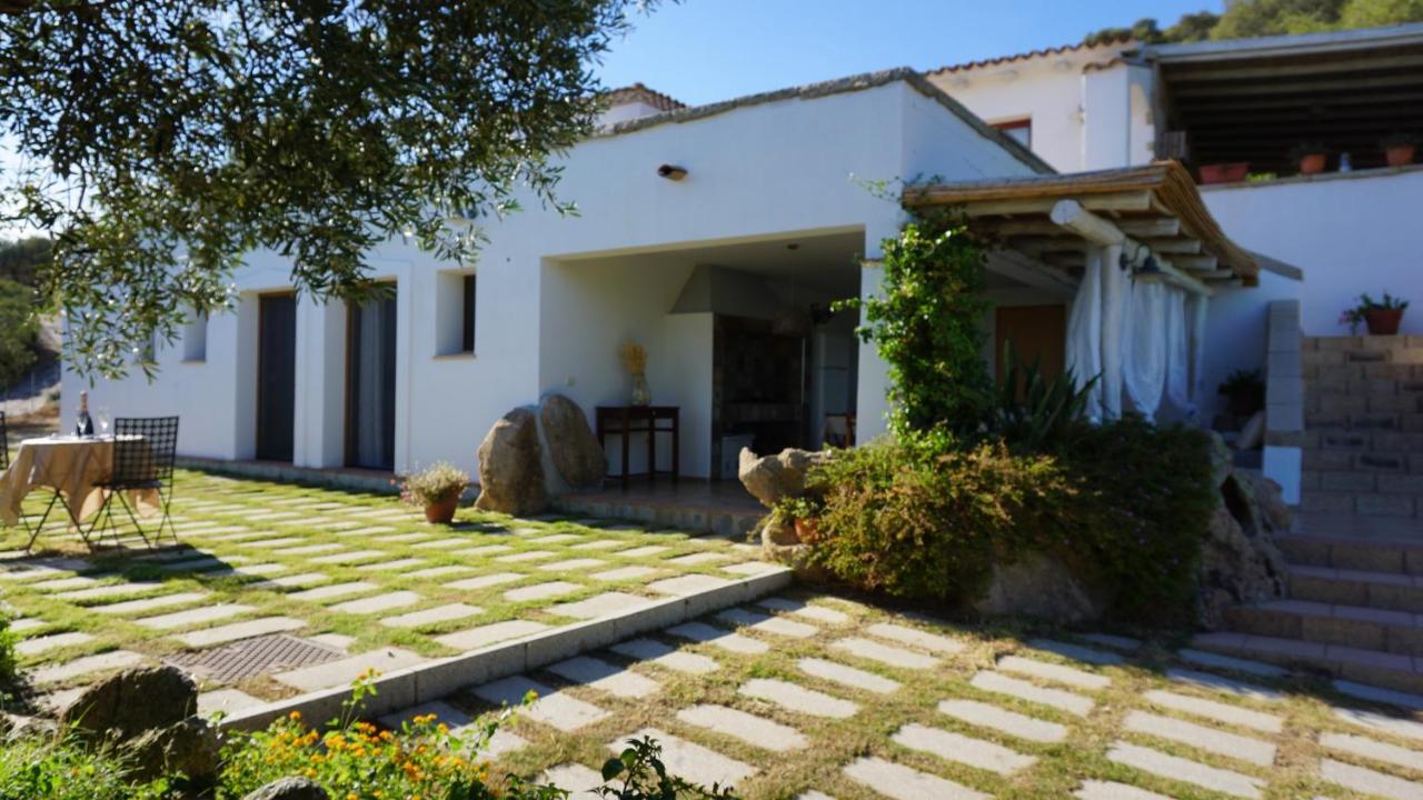 Li Petri Manni Bed and Breakfast Olbia Eksteriør billede