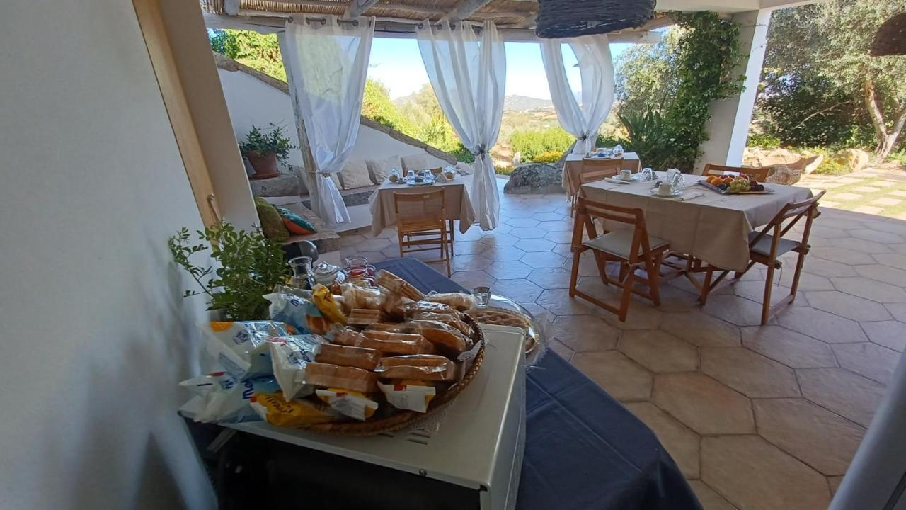 Li Petri Manni Bed and Breakfast Olbia Eksteriør billede